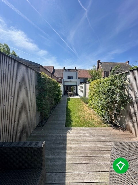 Instapklare woning met 2 slaapkamers en tuin te Eernegem 