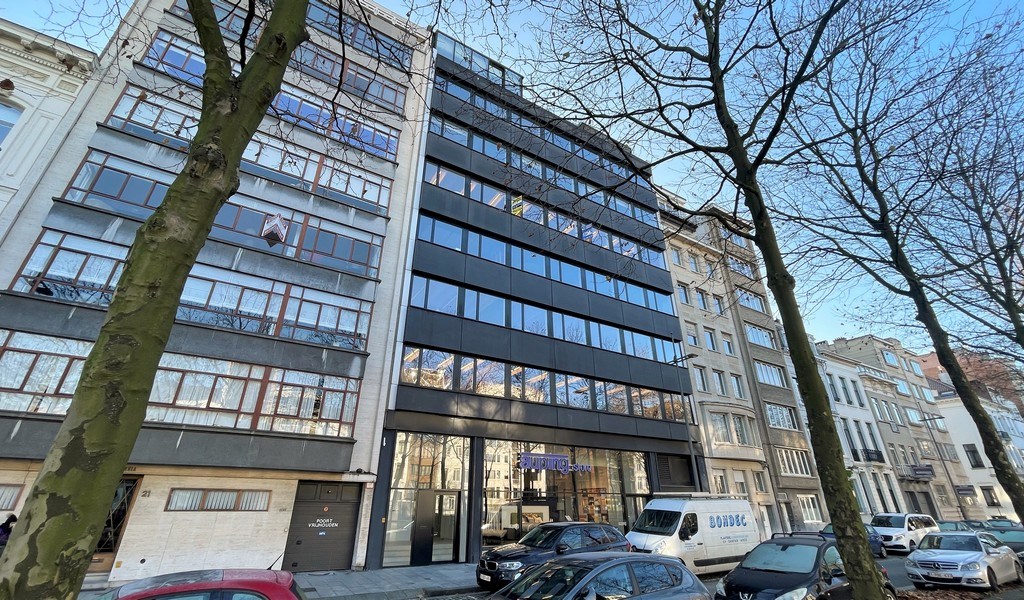 Stijlvolle kantoren te huur in National gebouw in Antwerpen