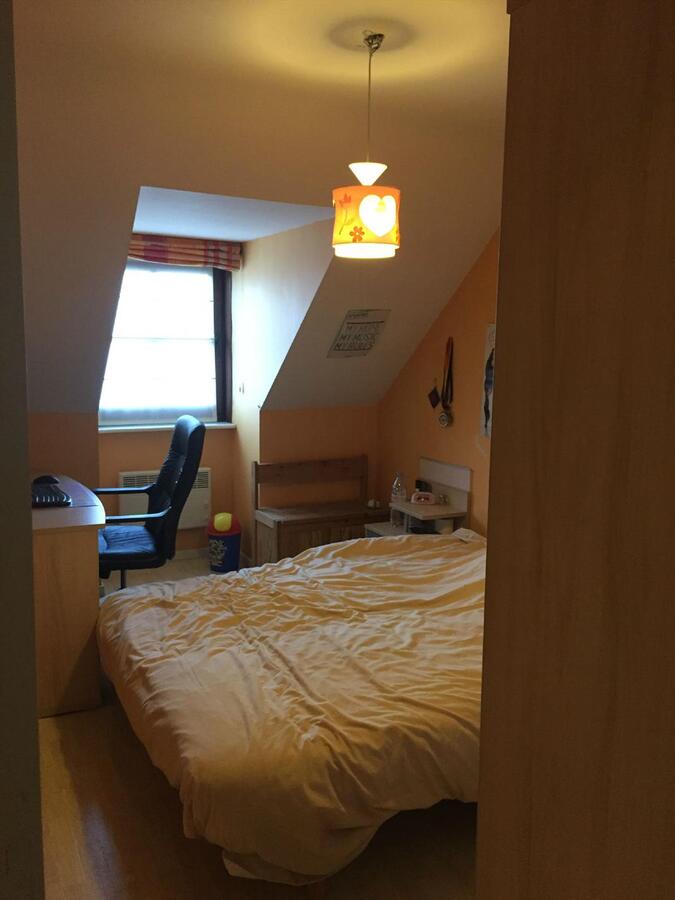 INSTAPKLARE MOOIE WONING MET GARAGE EN ZUIDGERICHTE TUIN 