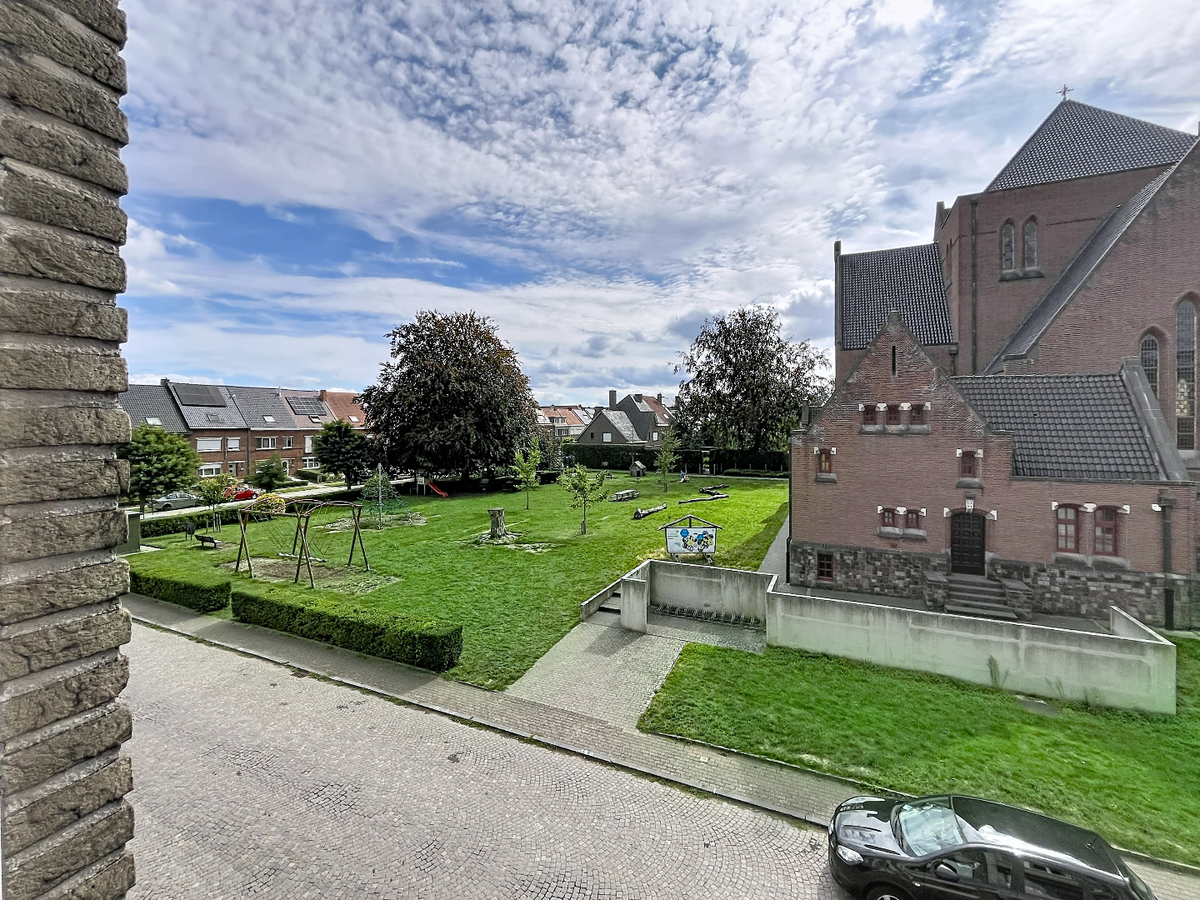 Topappartement met 2 slaapkamers centrum Zottegem/ station 