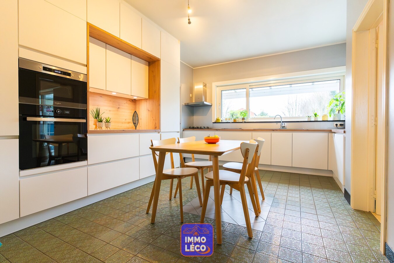 Maison rénovée COUP de COEUR avec jardin, garage et parking ! 