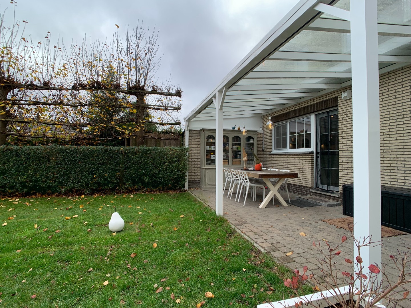 Instapklare halfopen bebouwing met zonnige zuidoost gerichte tuin – 560 m² 