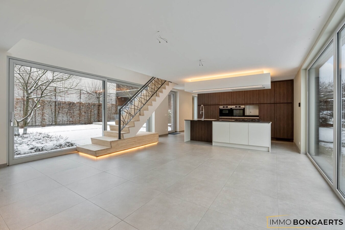 Moderne woonst met 4 slaapkamers 