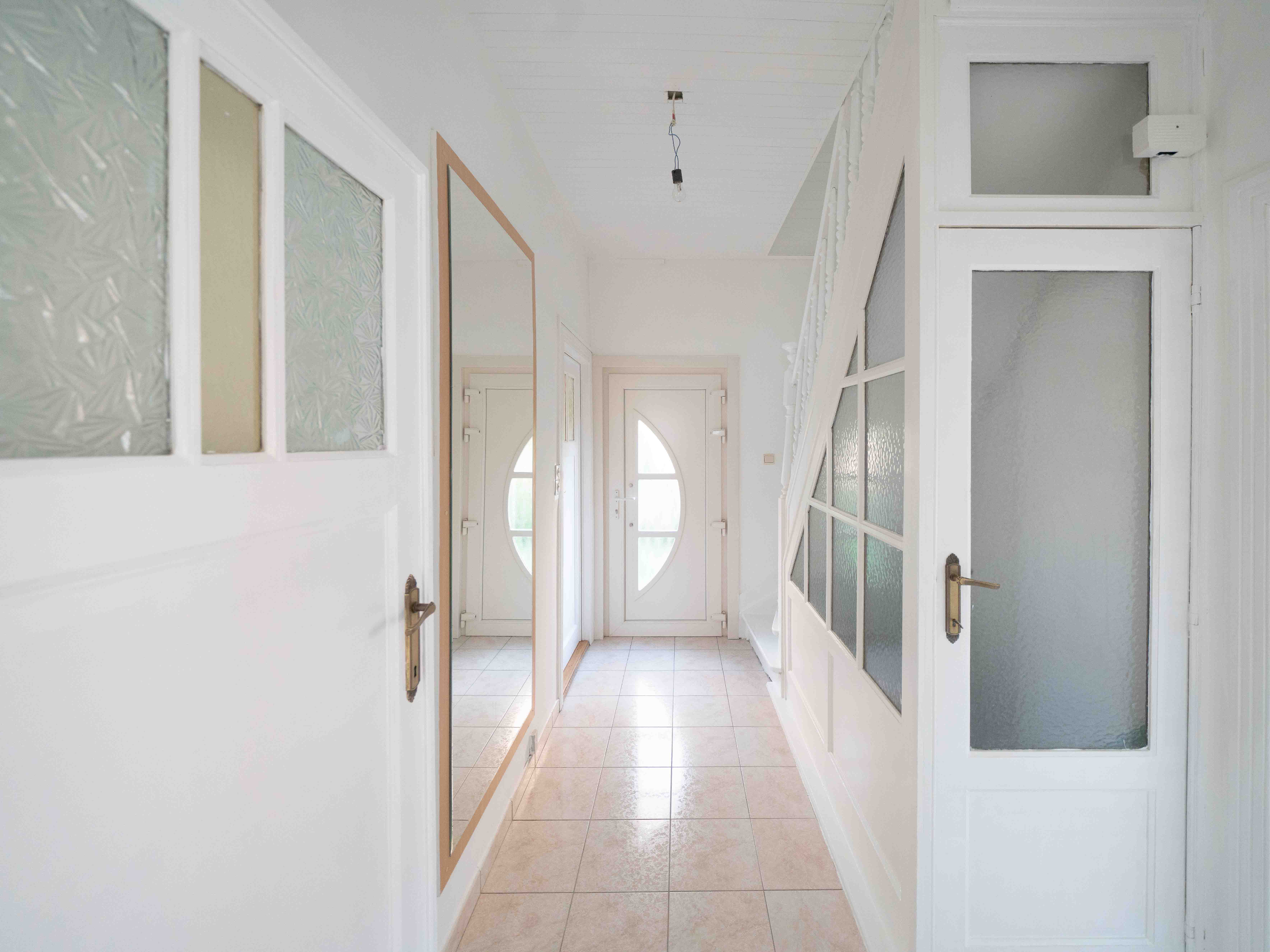 4-gevelwoning met prachtige tuin nabij alle faciliteiten 