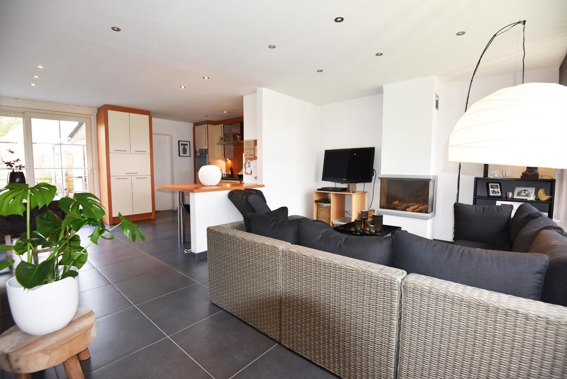 Gerenoveerde charmante woning met 3 slpks en tuin te Waterlandkerkje NL 