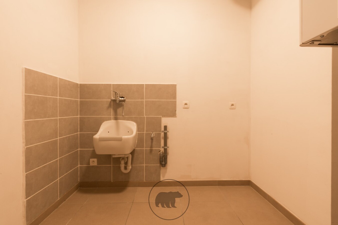 Ruim 3slk appartement met tuin en garagebox in centrum Lochristi 