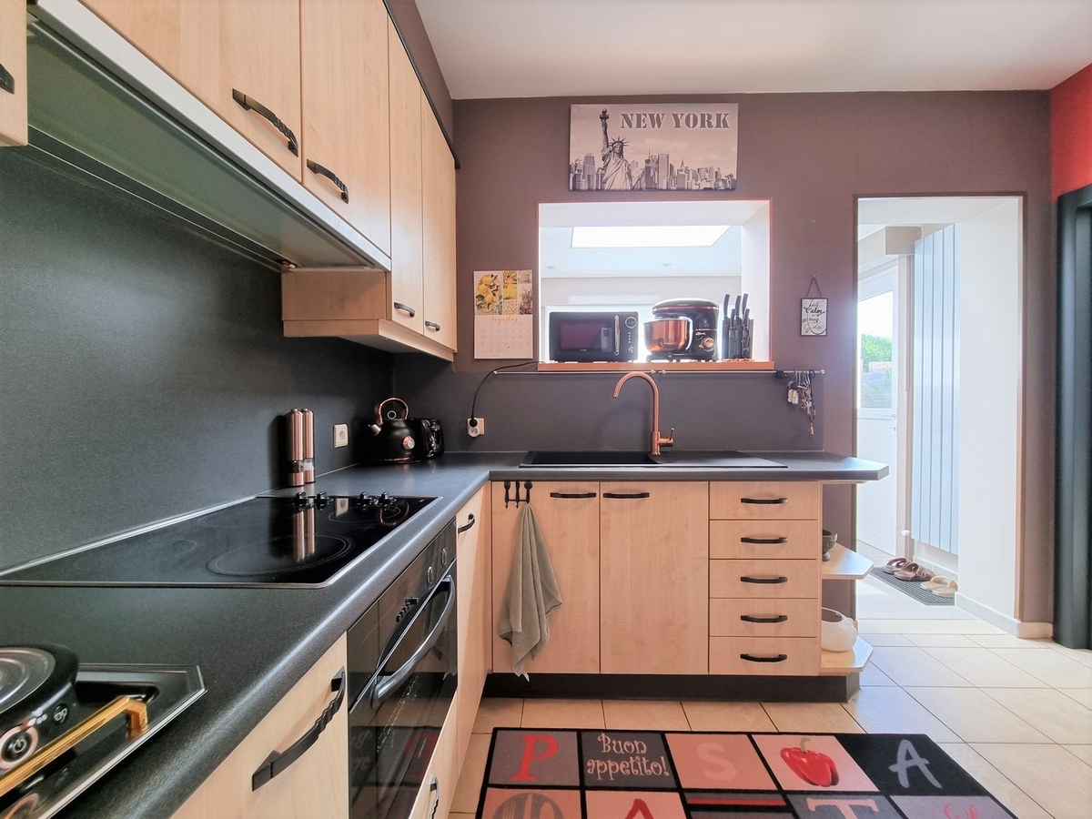 Leuke gezinswoning met 4 slaapkamers, tuin &amp; garage - Zeebrugge 