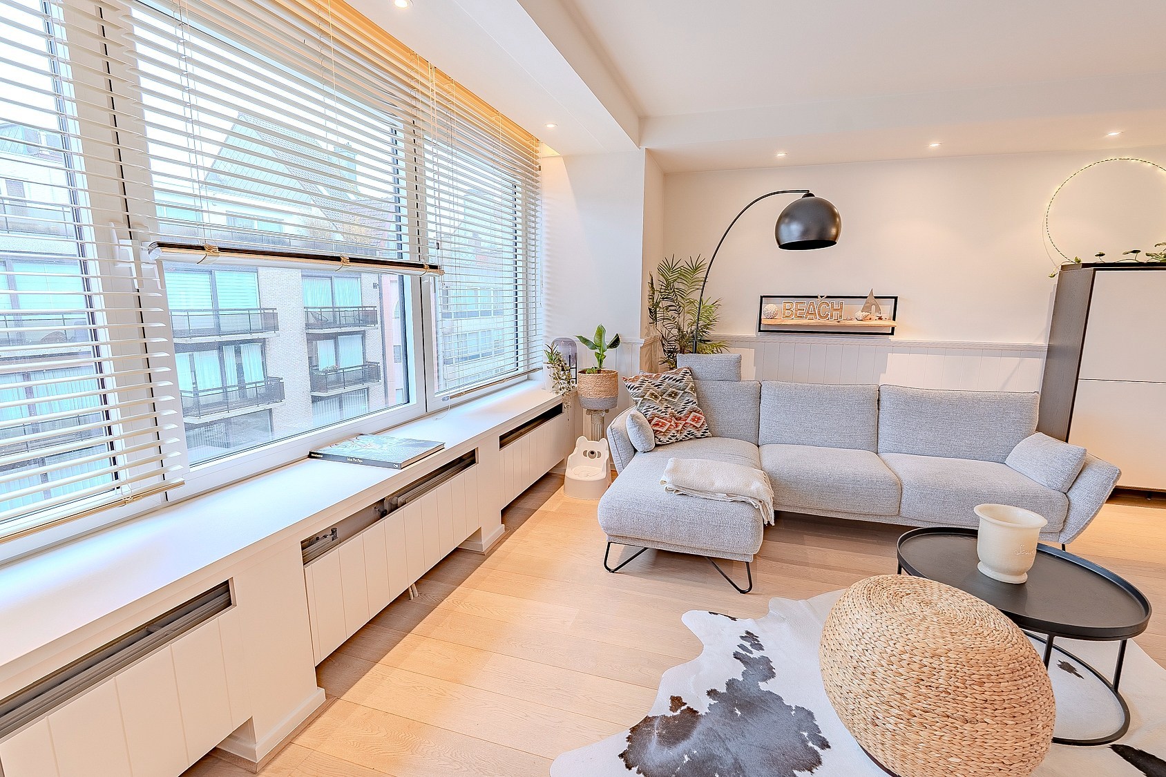 Ruim en volledig instapklaar appartement met 2 slaapkamers op de Lippenslaan 