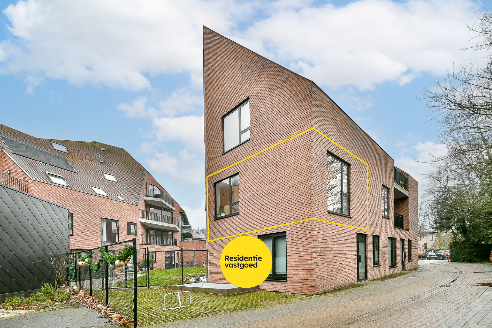 Stijlvol en energiezuinig wonen in hartje Gistel 