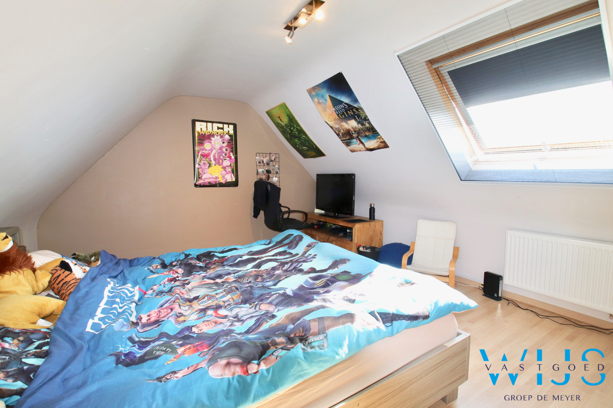 Ruim appartement met 4/5 slp, terras &amp; 2 parkeerplaatsen te ERTVELDE! 