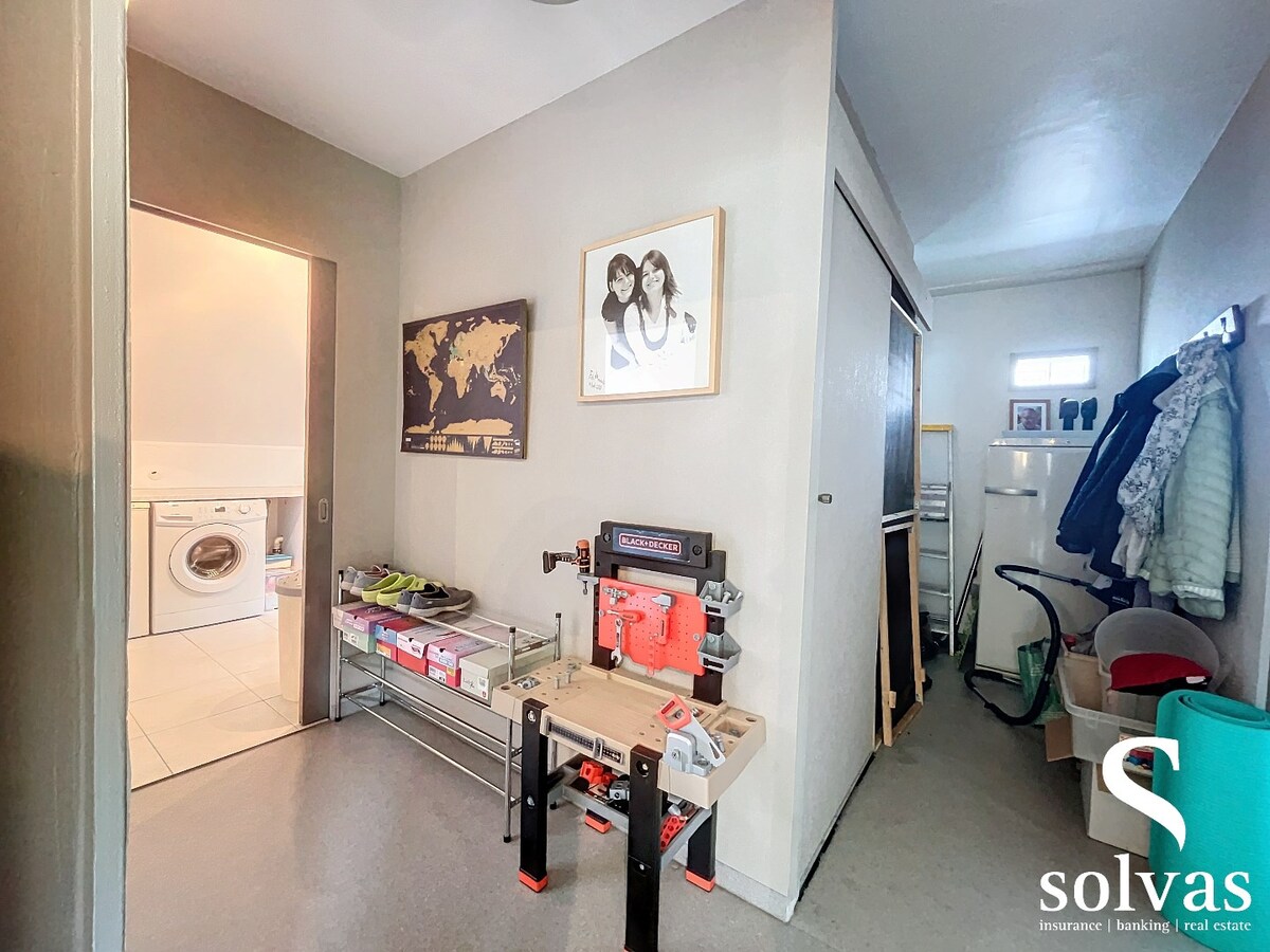 RUIM DAKAPPARTEMENT MET 2 SLAAPKAMERS! 