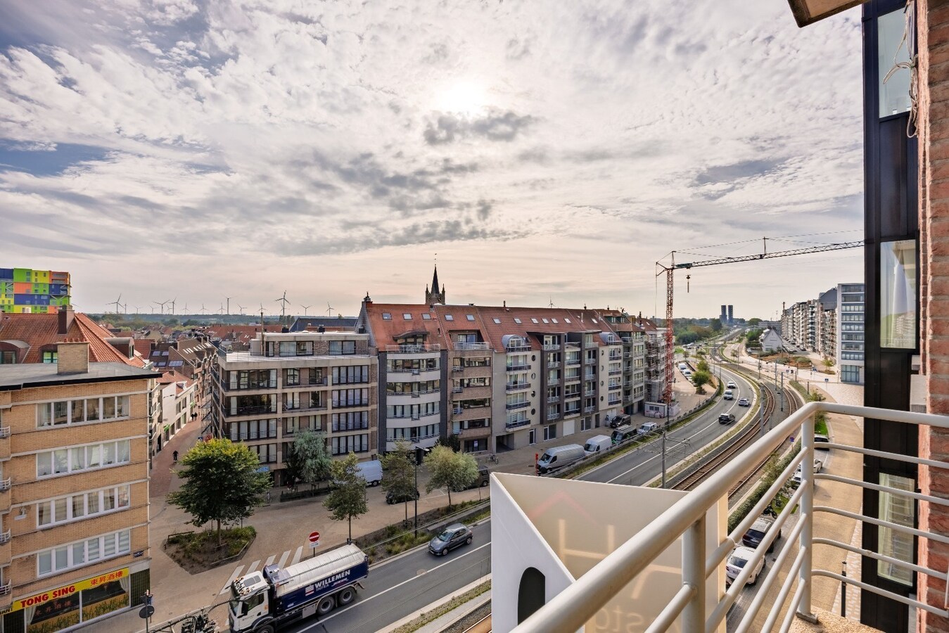 Uitzonderlijk hoekappartement met zijdelings zeezicht 