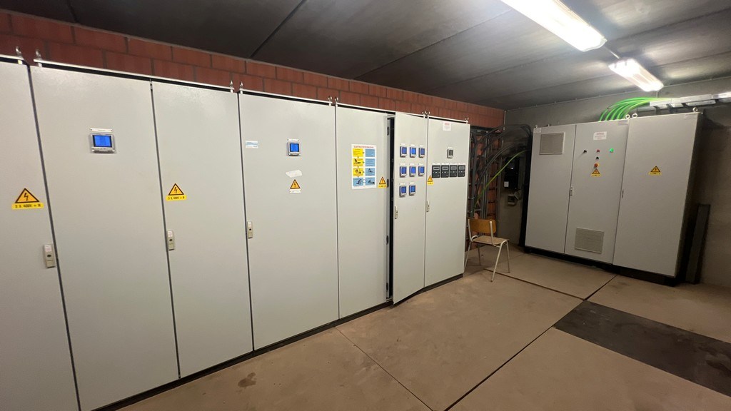 Logistiek magazijn te huur in bedrijvenpark Waregem-Zuid