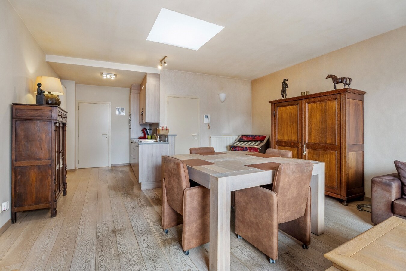 Uniek triplex met zonneterras van 75 m² in hartje Ieper 