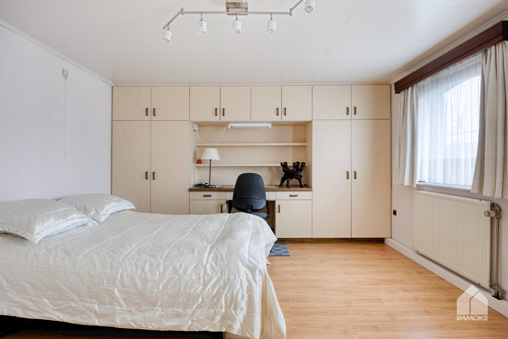 Stijlvol landhuis op 14a 88ca met aangrenzend weiland van 35a 5ca. 