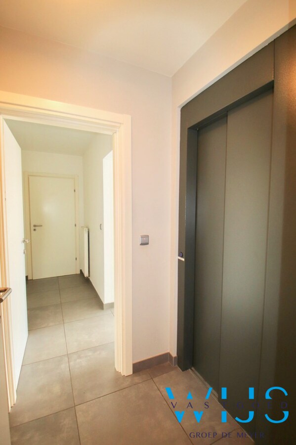 Gezellig tweeslaapkamer appartement met terras te Assenede ! 