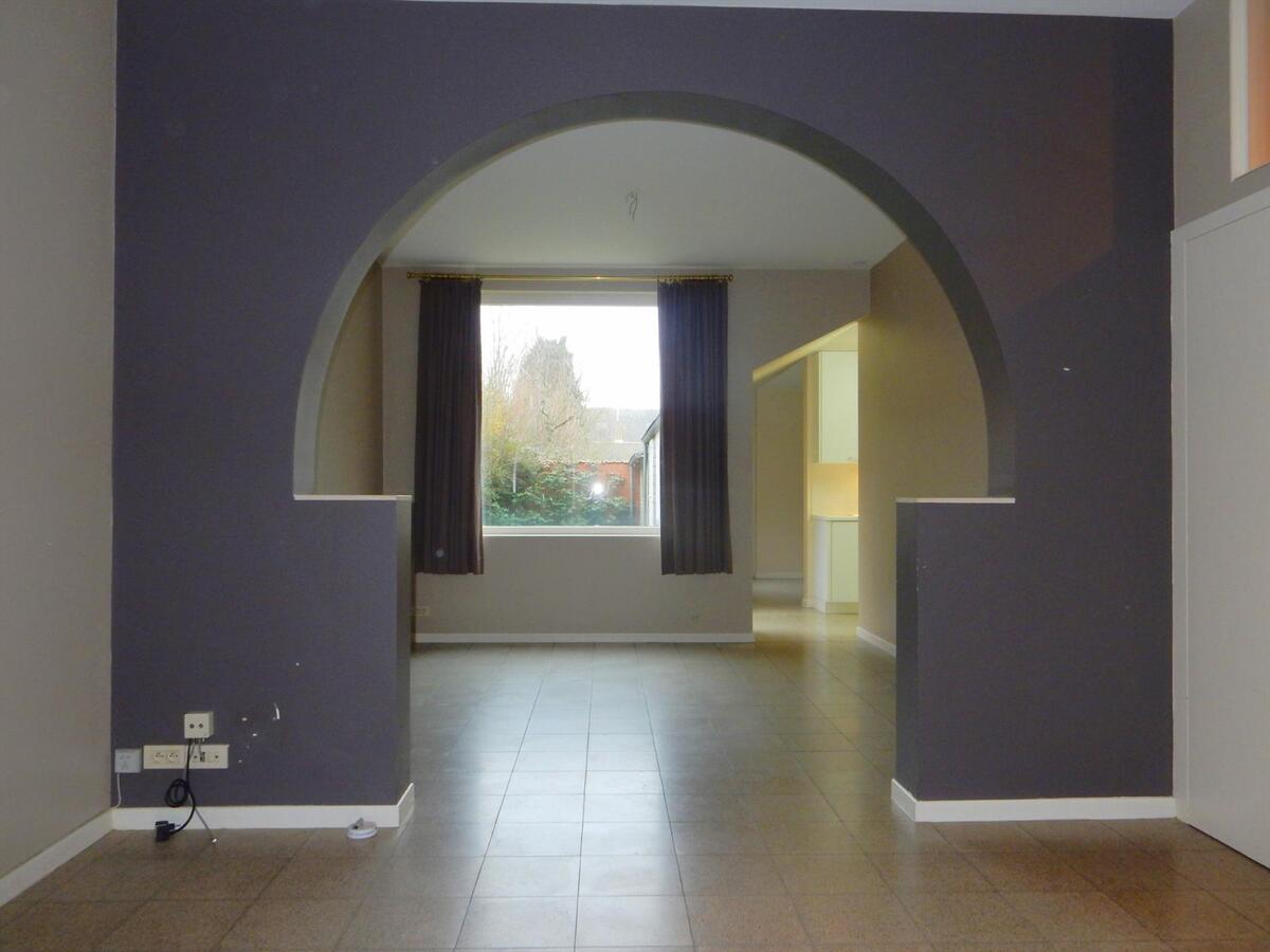 Gelijkvloers appartement met tuin in centrum Jabbeke 