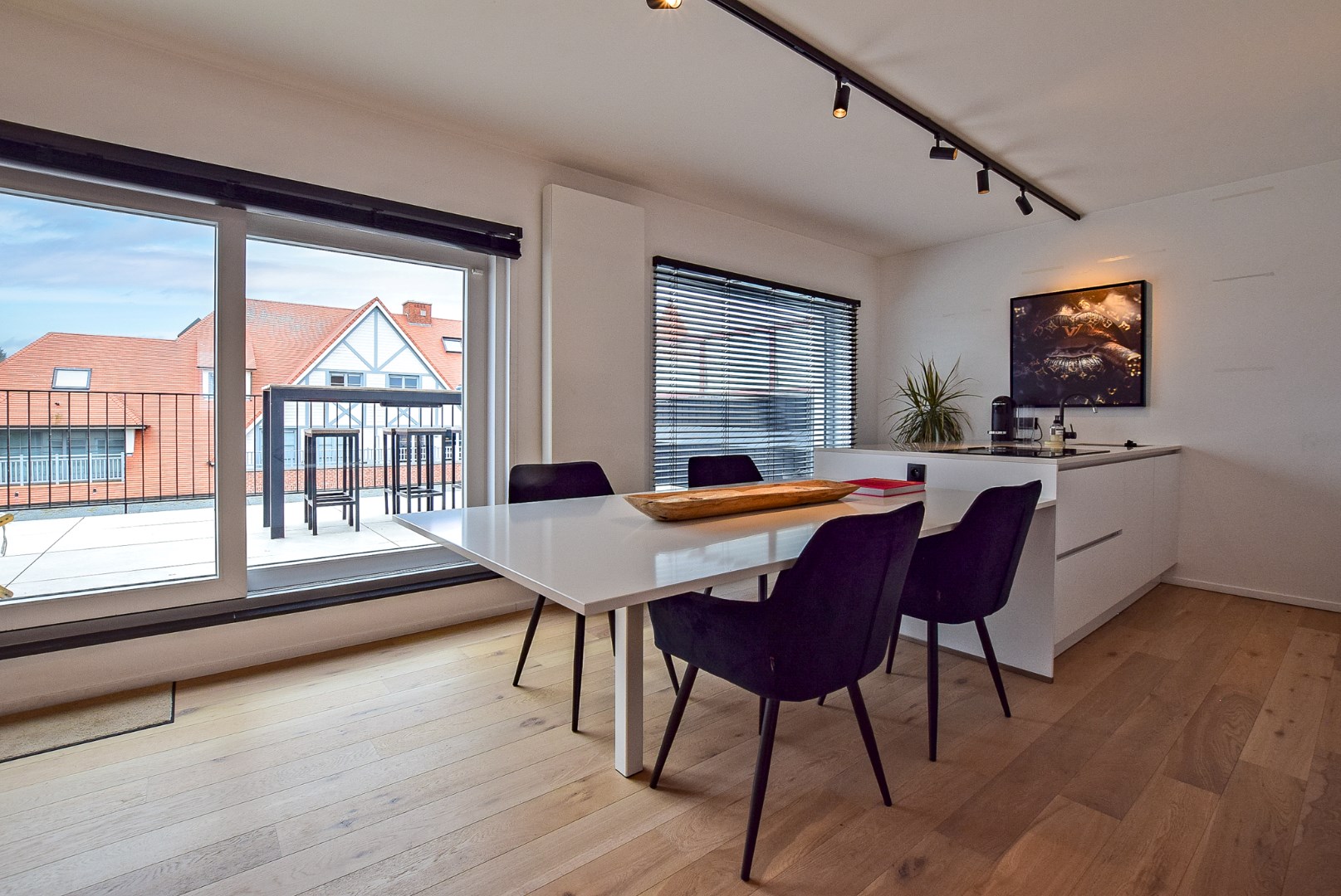 Exclusief penthouse (99m²) met maar liefst 100m² dakterras te Sint-idesbald (Koksijde). 