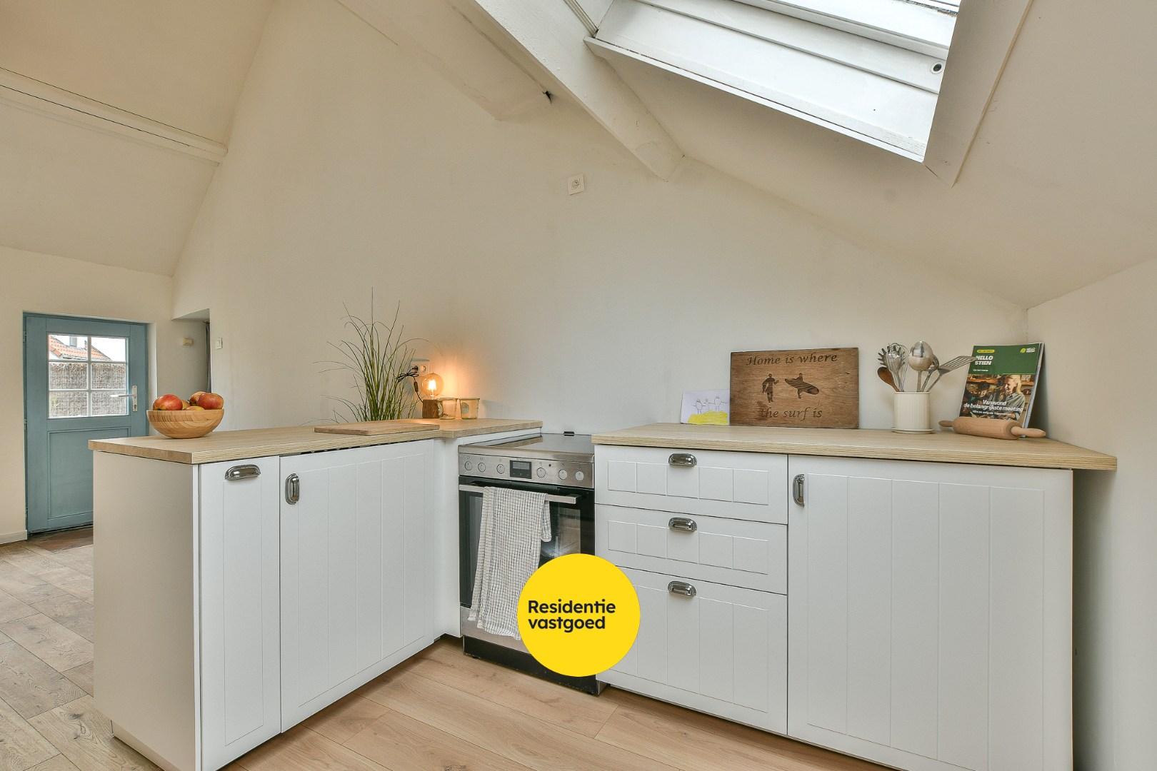 Charmante hoeve op 709m² in bosrijke omgeving aan de kust te koop! 