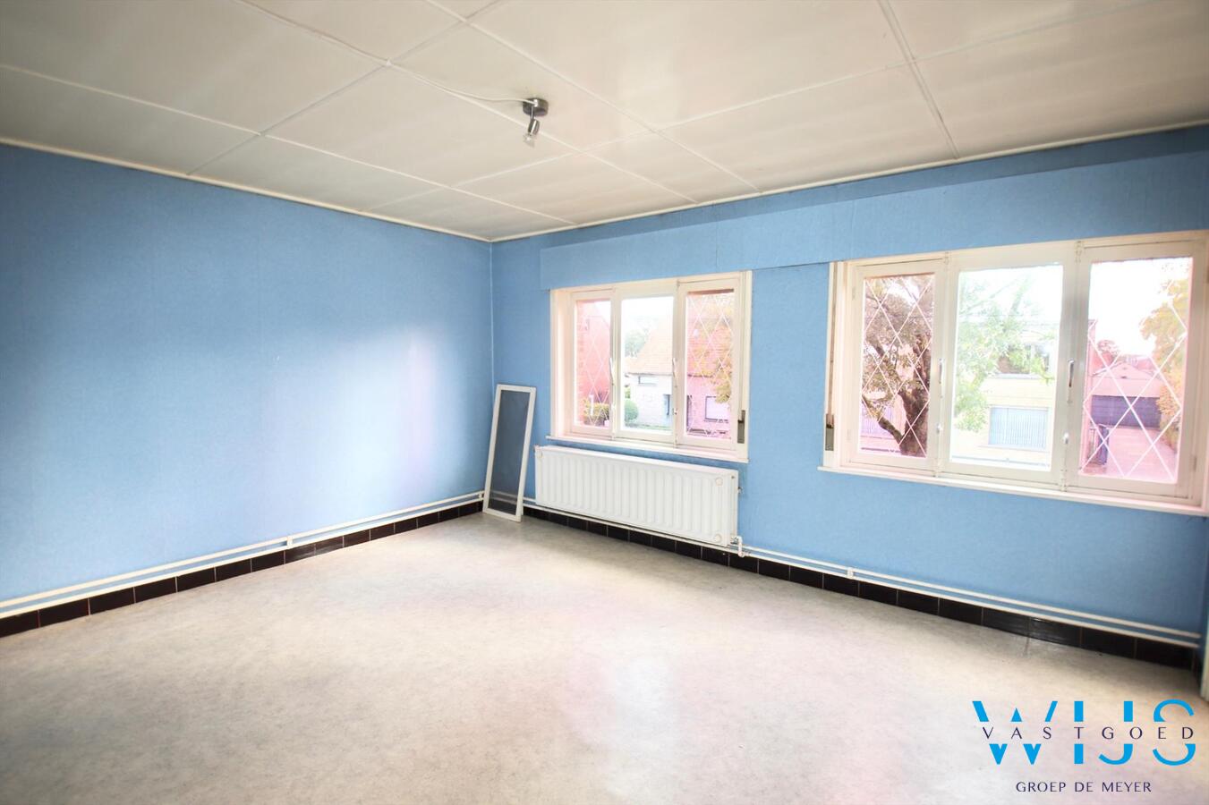 Te renoveren woonhuis op een mooi perceel van 870m² te ERTVELDE! 