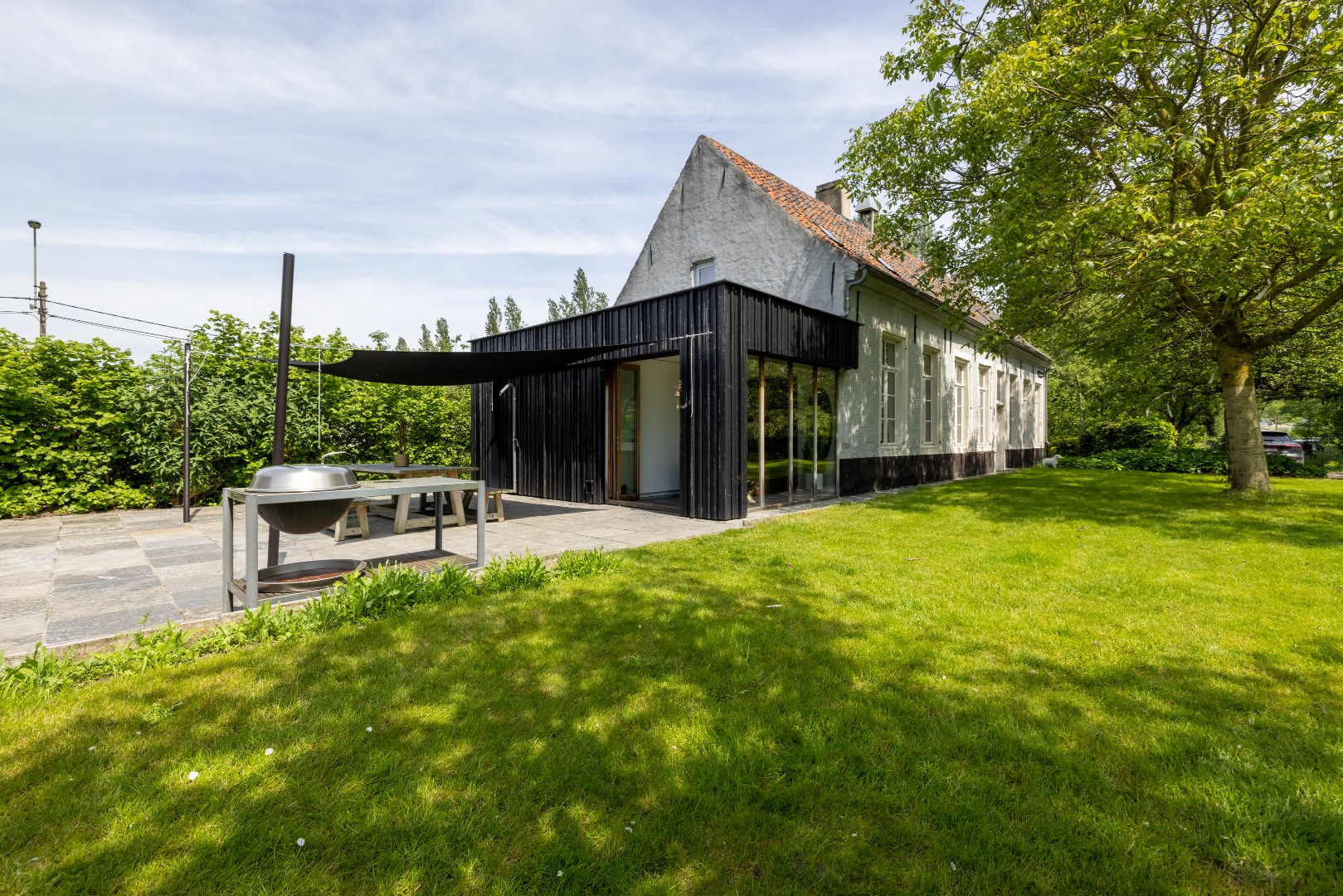 Unieke, compleet gerestaureerde hoeve in het pittoreske Drongen 