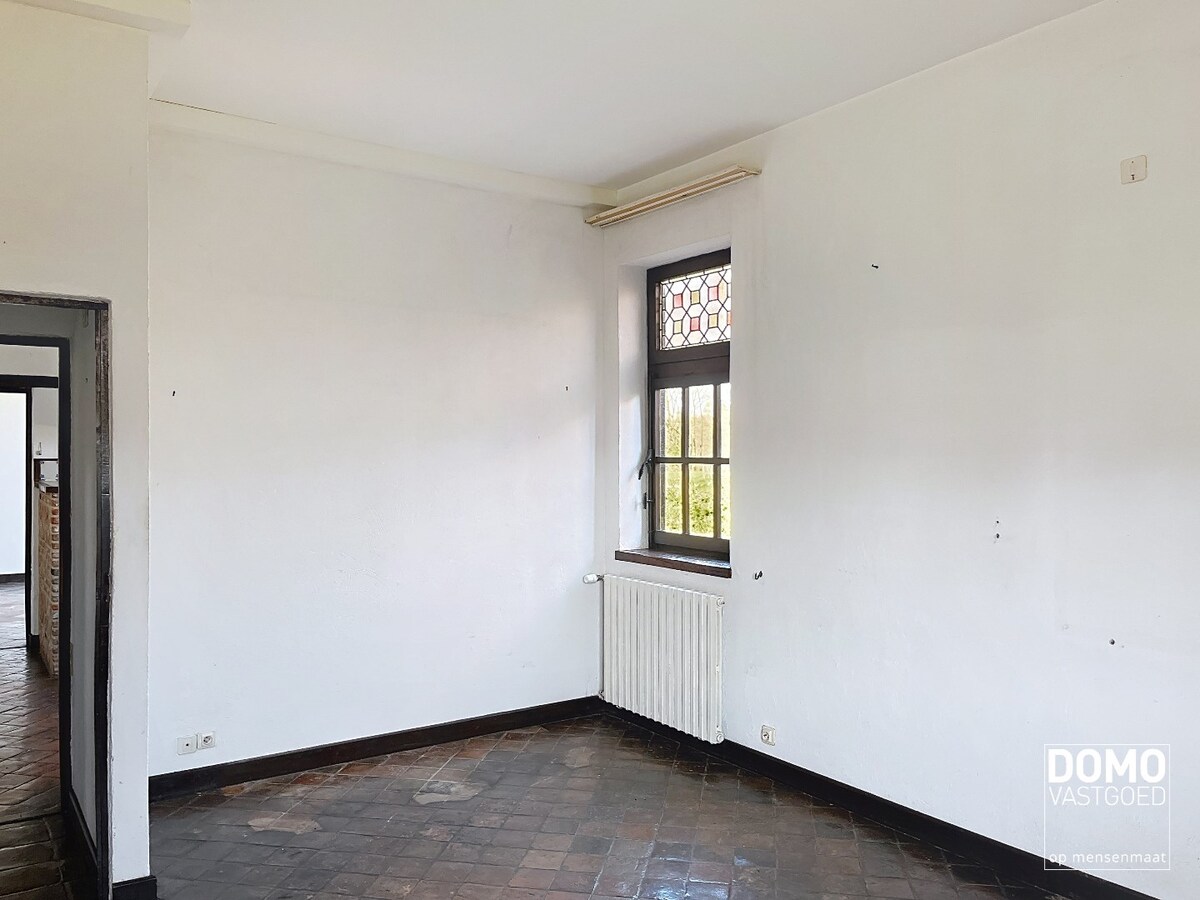 RUIME WONING MET 4 SLAAPKAMERS OP RUSTIGE LOCATIE IN DORNE (MAASEIK) 