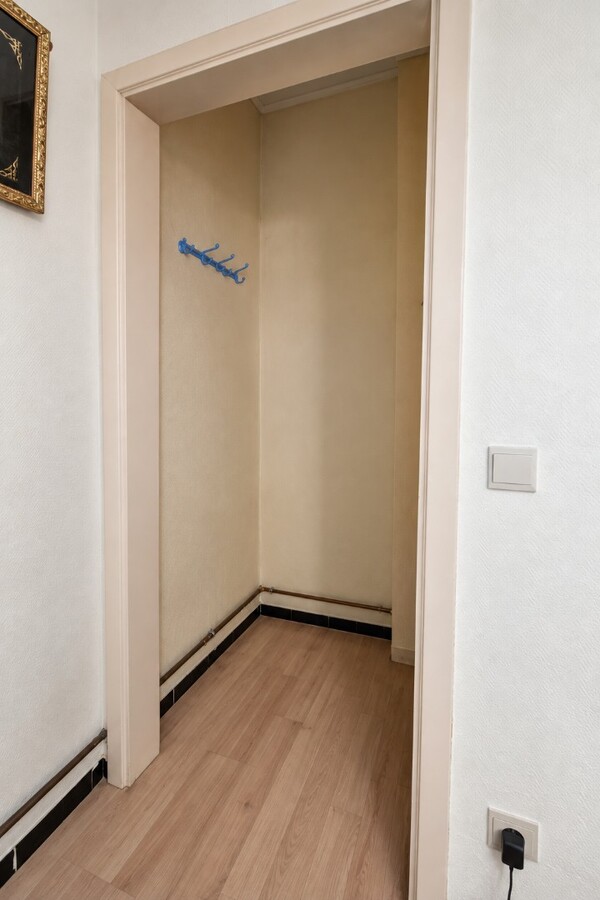 Te koop: Centraal gelegen stadwoning met 4 slaapkamers en diepe zuidgerichte tuin in Sint-Niklaas! 