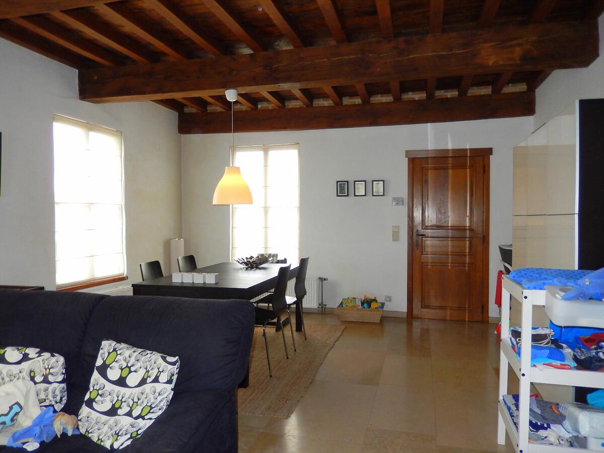 Charmante woning met tuin, garage en carport te Zuienkerke 