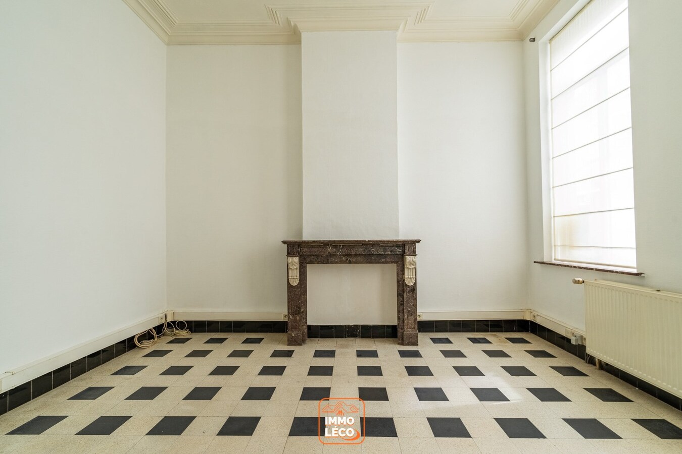 Grande maison de Ville en plein centre avec 4 chambres et jardin. 