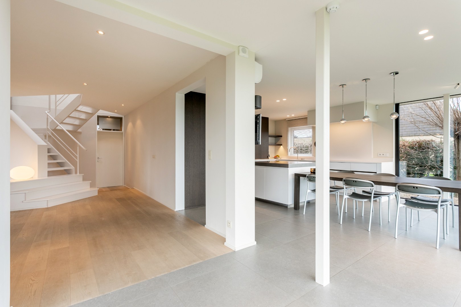 Instapklare villa te Heikruis, 4 slpks, bureau, dubbele garage en ruime tuin 