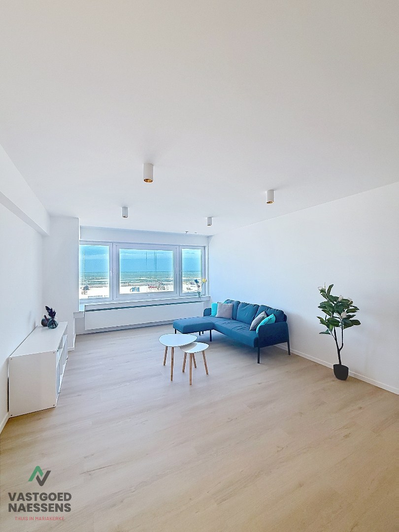 Magnifique appartement rénové de 3 chambres avec vue sur la mer. 