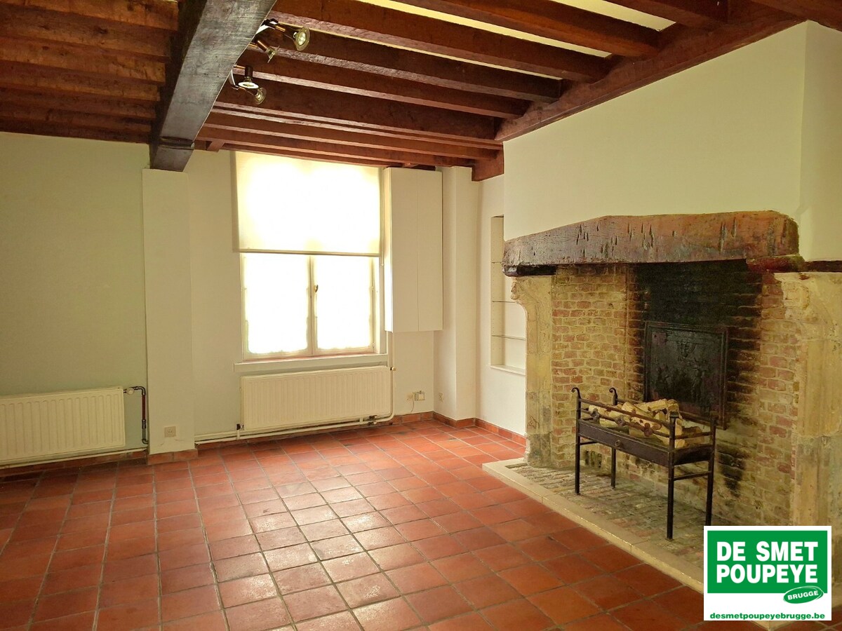 Typische Brugse woning met binnenpatio/tuintje 