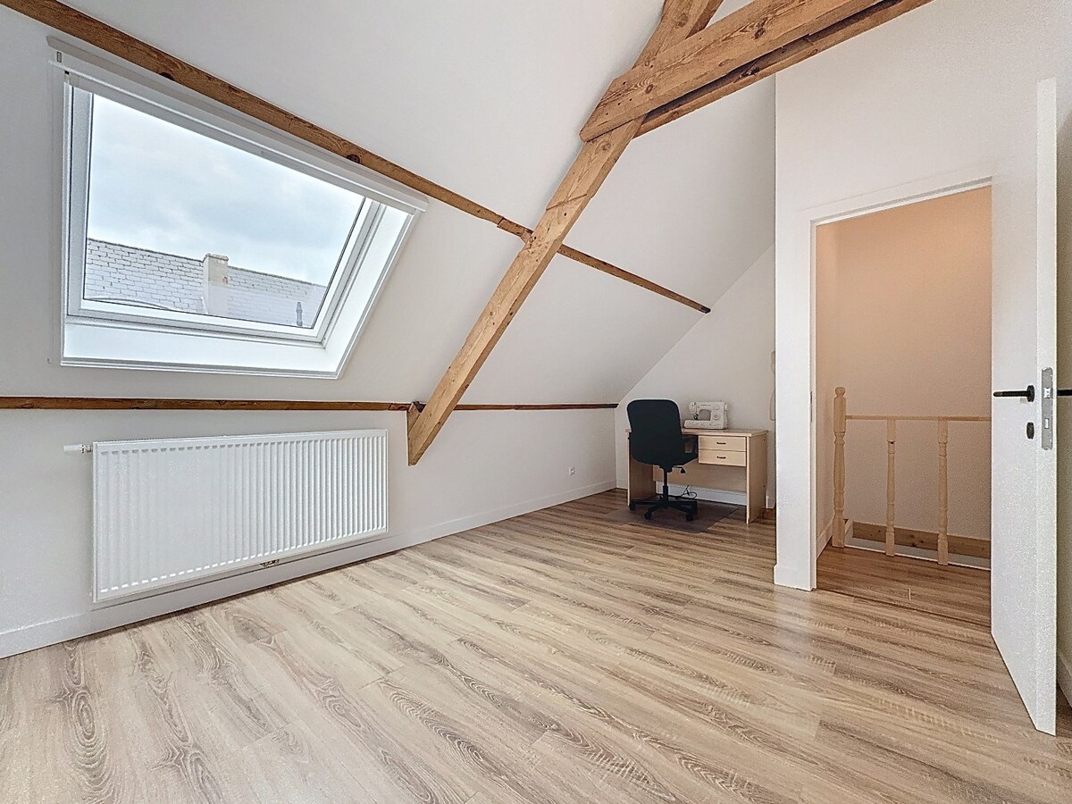 Energiezuinige en ruime stadswoning met tuin te Bevegem 