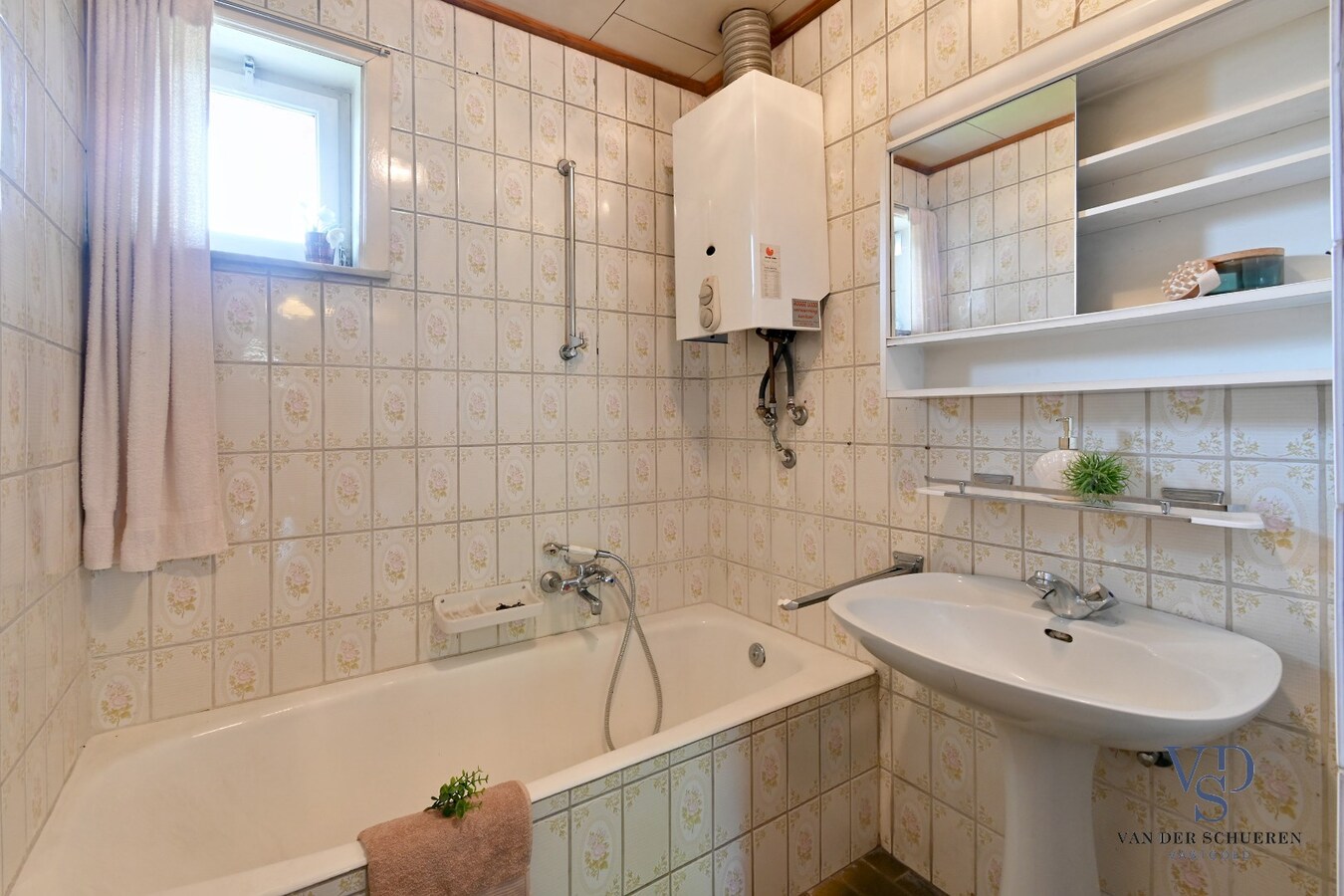 Ruime bungalowwoning met tuin en garage 