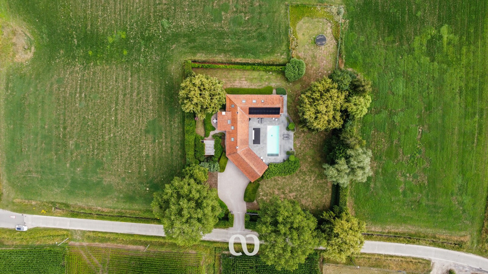 Unieke landelijke hoeve met zwembad en volledige privacy 