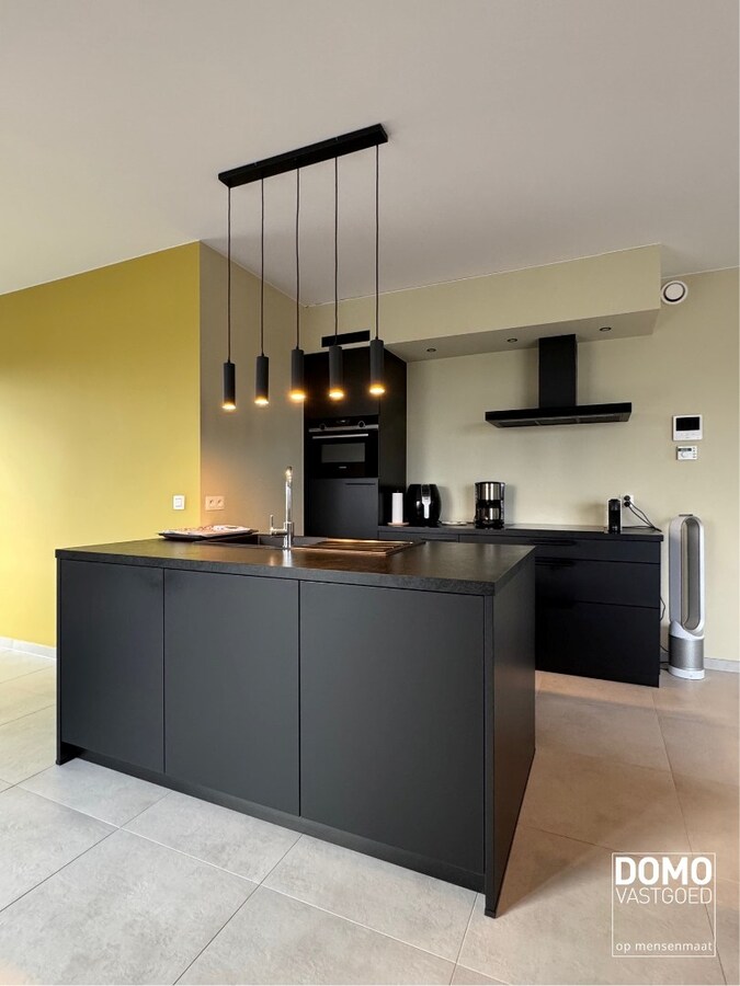 MODERN APPARTEMENT IN HET CENTRUM VAN KERMT 