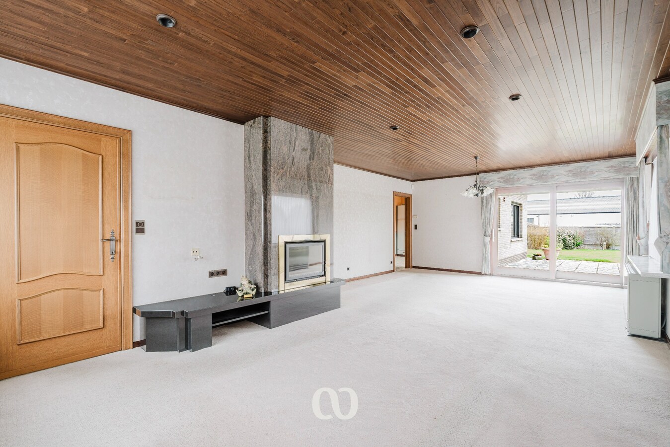 Zeer ruime woning met uitbreidingsmogelijkheden in rustige woonwijk te Kruisem 