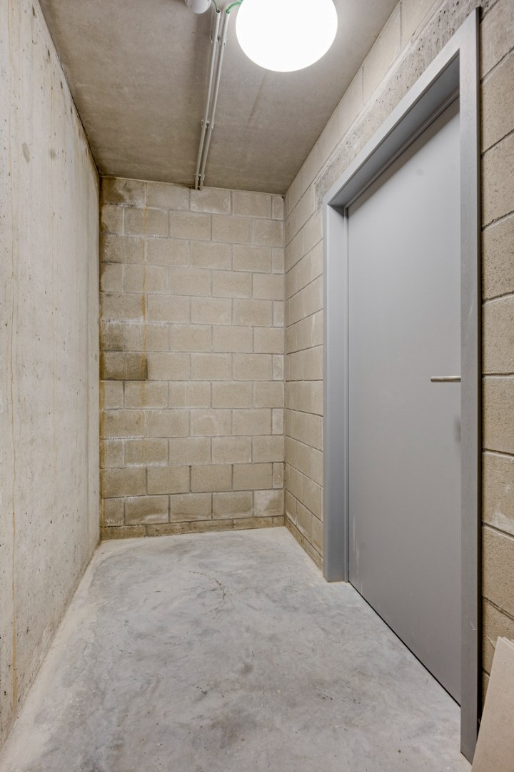 Instapklare woning met zeer goede afwerking, 3 slaapkamers, 3 badkamers, tuin, terras en autostaanplaats in het centrum van Tienen – EPC 27 kWh/m² - bewoonbare opp. 172 m² 