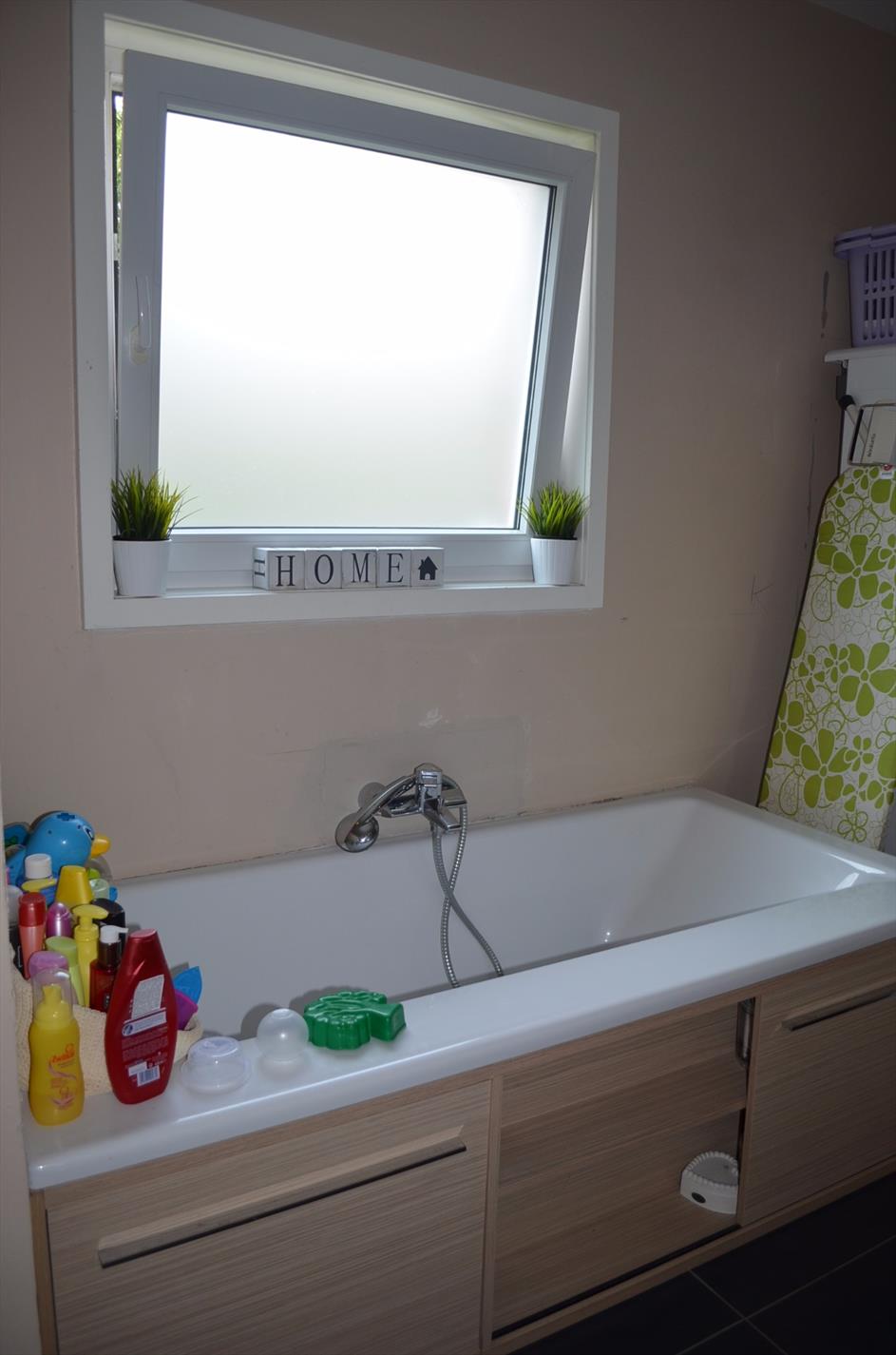 Gerenoveerde gezinswoning gunstig gelegen te Maldegem 