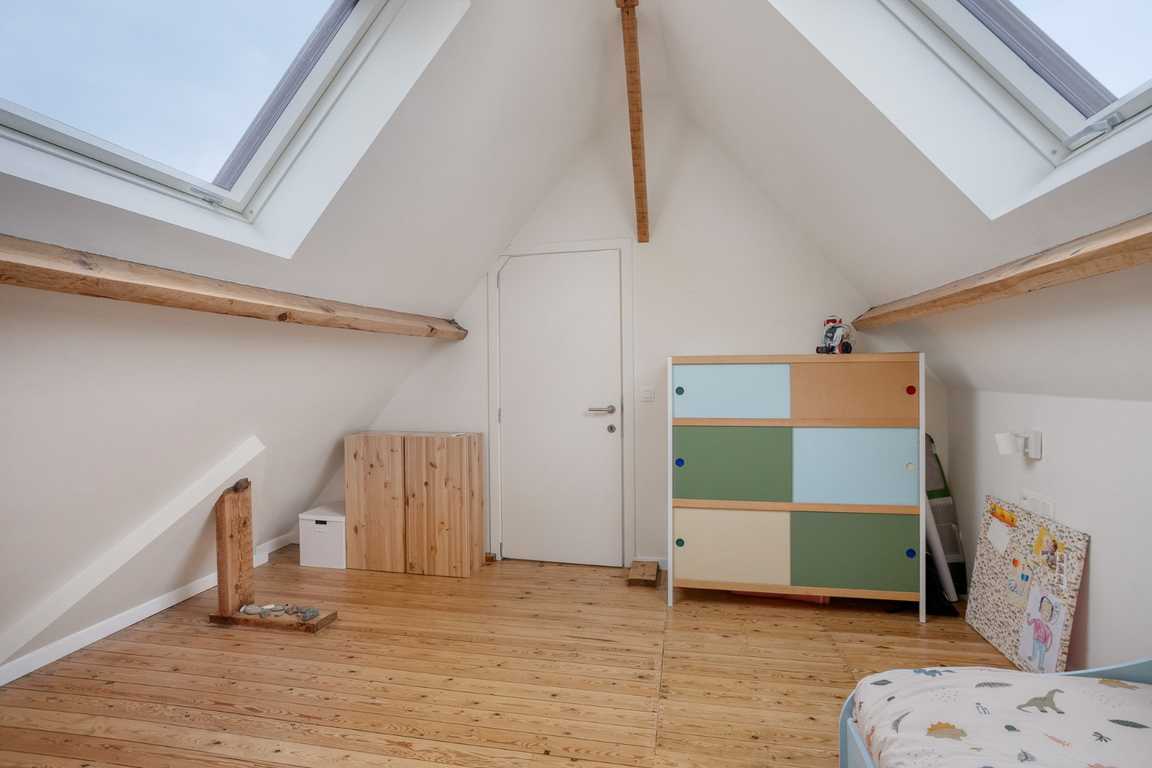 Authentieke en karaktervolle VILLA in residentiële, groene omgeving 1650 BEERSEL 