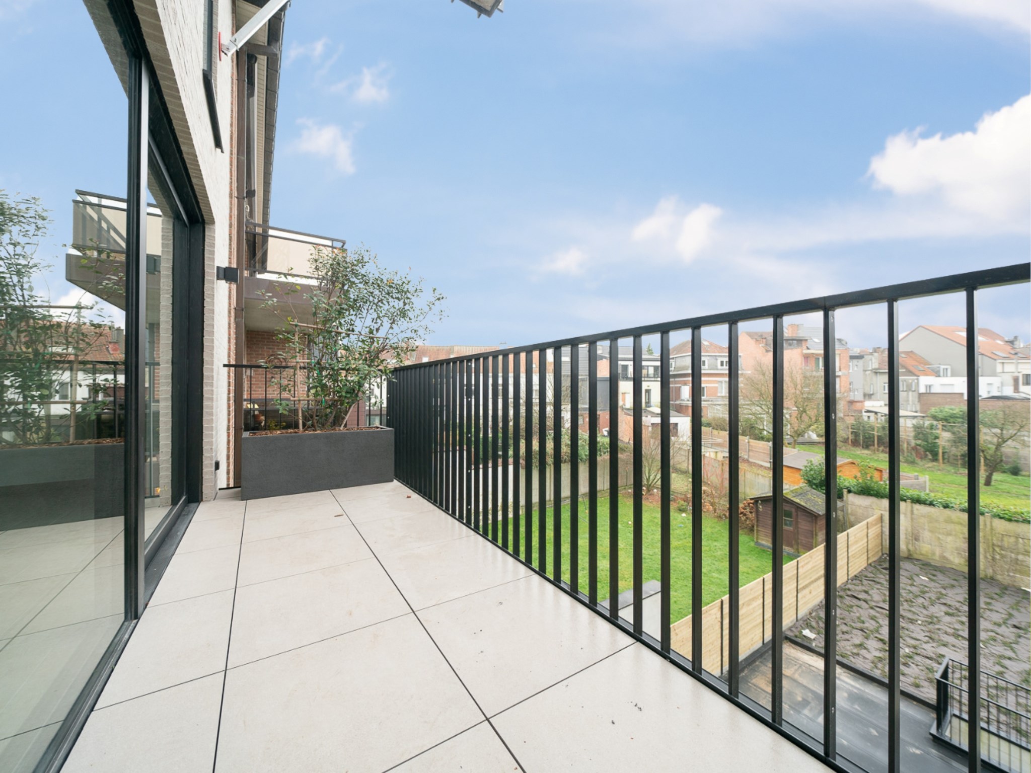 Nieuwbouw 1-kamer appartement met parking, kelder &amp; terras 