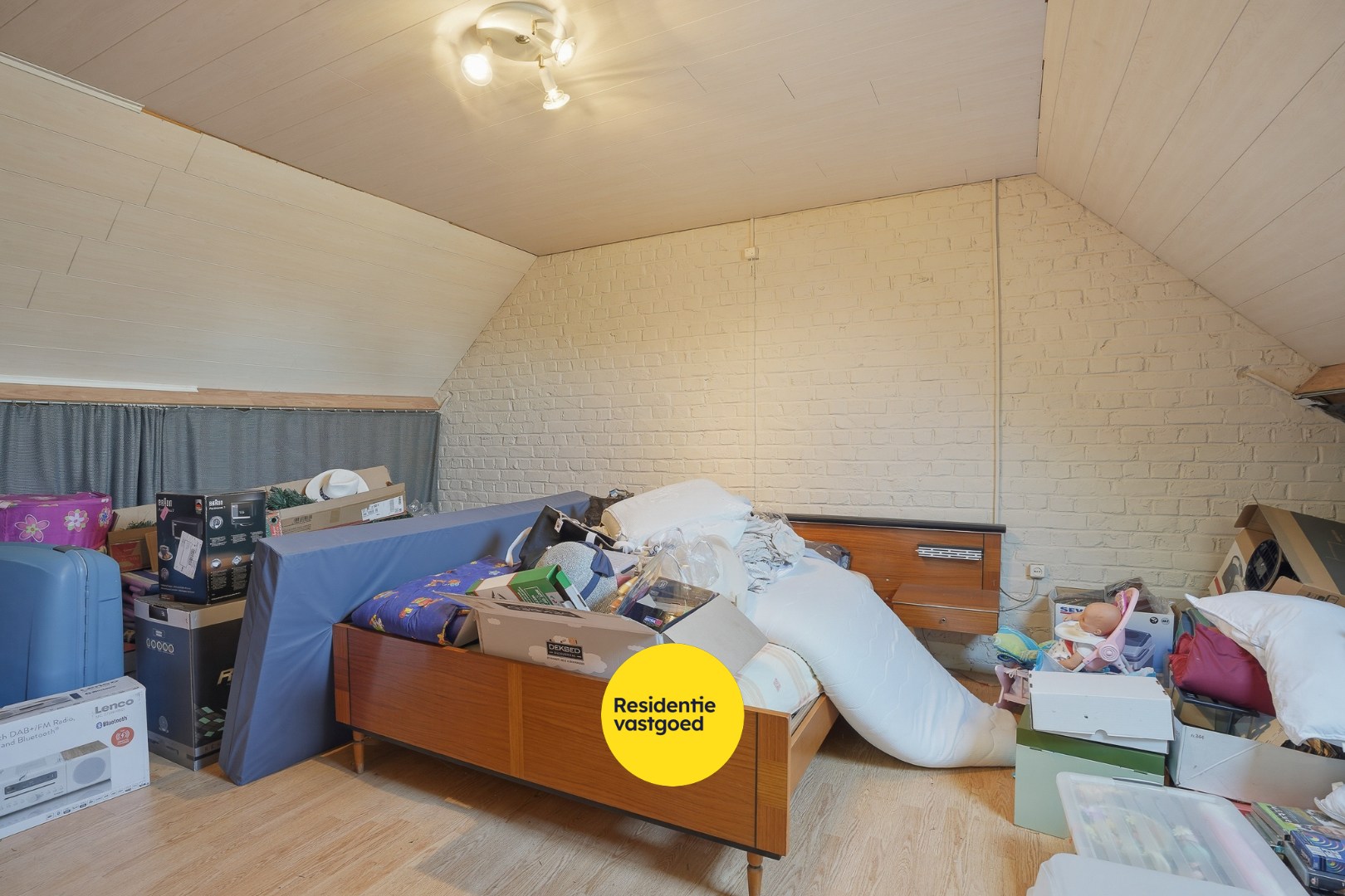 Goed onderhouden rijwoning nabij de Groene Kouter in Zwevegem 