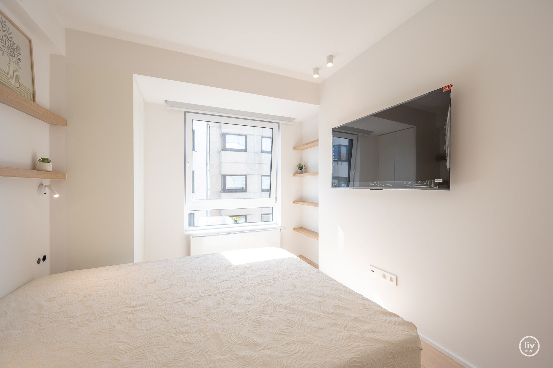 Stijlvol gerenoveerd hoekappartement op topligging in het hart van Knokke 