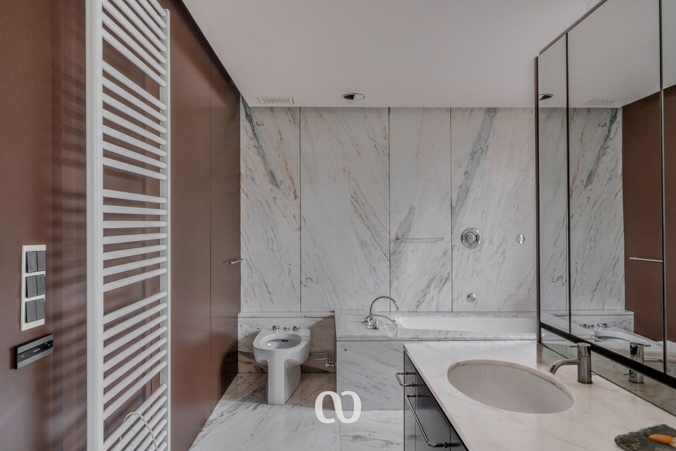 Exclusieve villa met unieke parksetting in Mater 