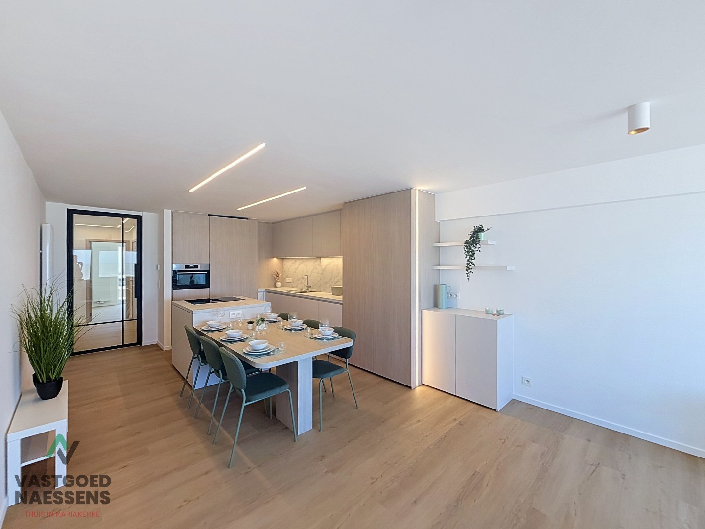 Magnifique appartement rénové de 3 chambres avec vue sur la mer. 