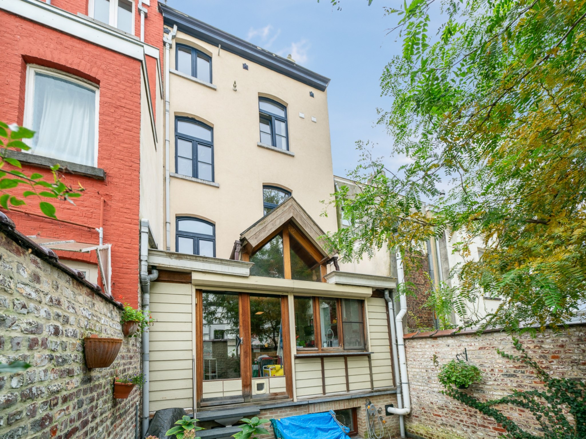 Karaktervol pand in de Europese wijk 