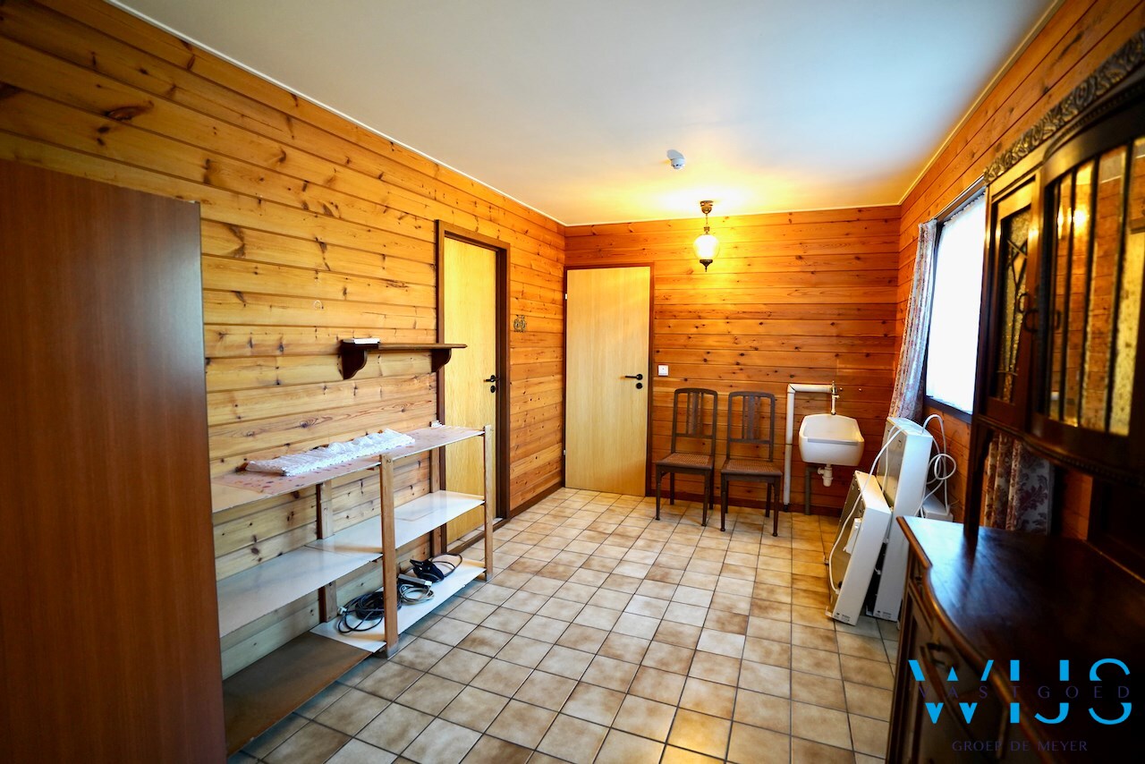 Enorm goed gelegen bungalow op 668 m² te Ertvelde ! 