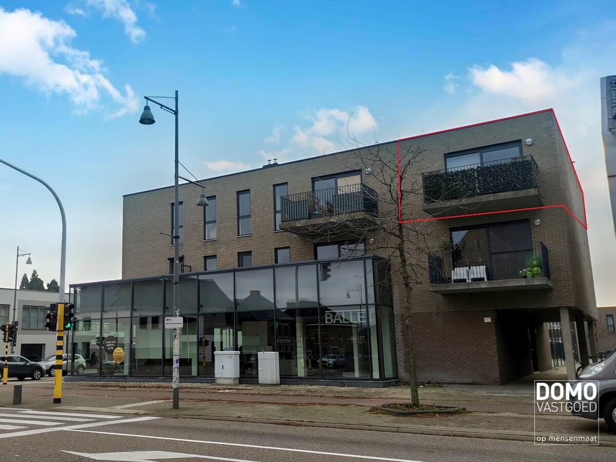 INSTAPKLAAR APPARTEMENT MET AUTOSTANDPLAATS TE CENTRUM KERMT - EPC label B 