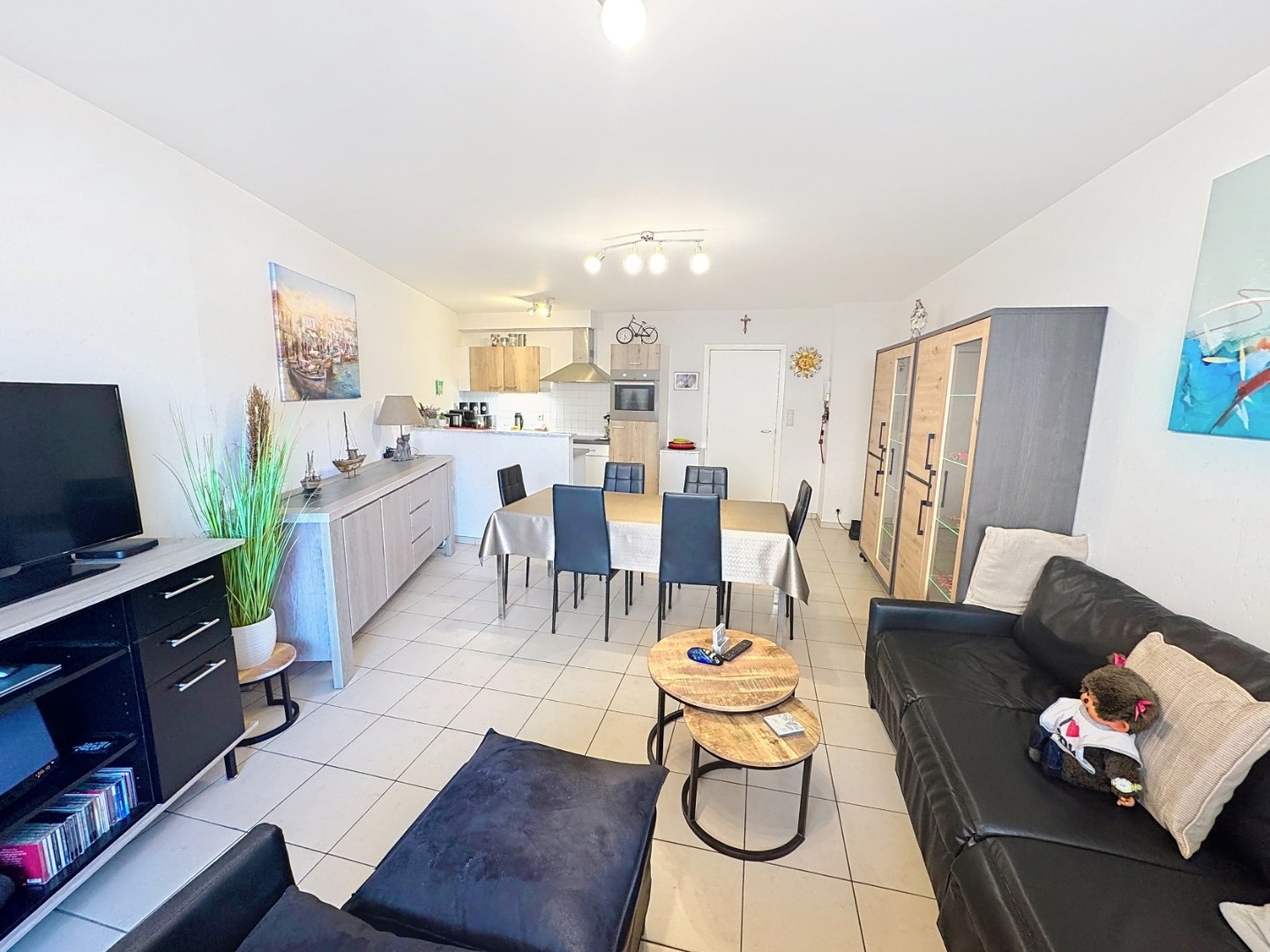 Recent en centraal gelegen appartement met garage 