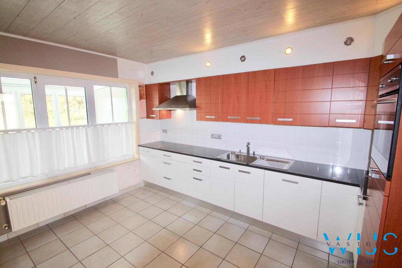 Tof ruim woonhuis met schitterend uitzicht ! 